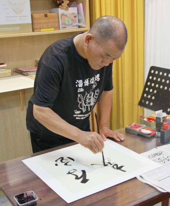 点此在新窗口浏览图片